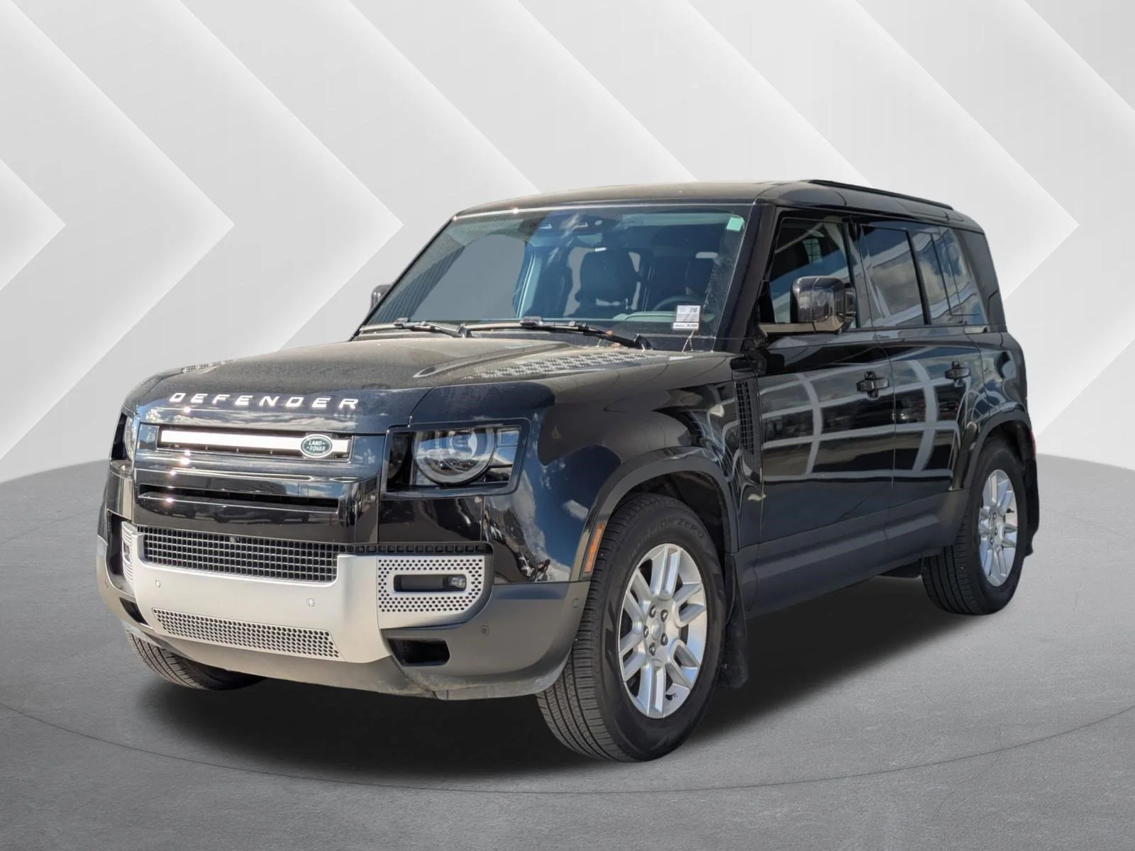 2025 Land Rover Defender 110 S P300's photo