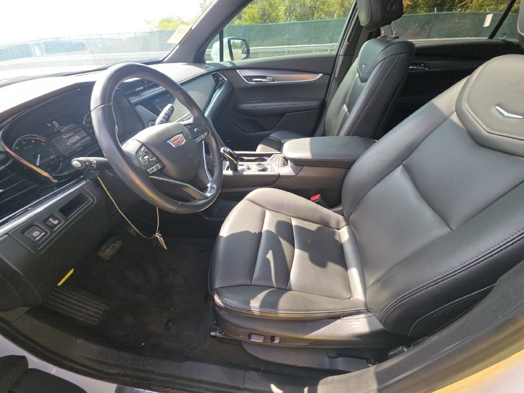 Used 2024 White Cadillac Luxury image 15