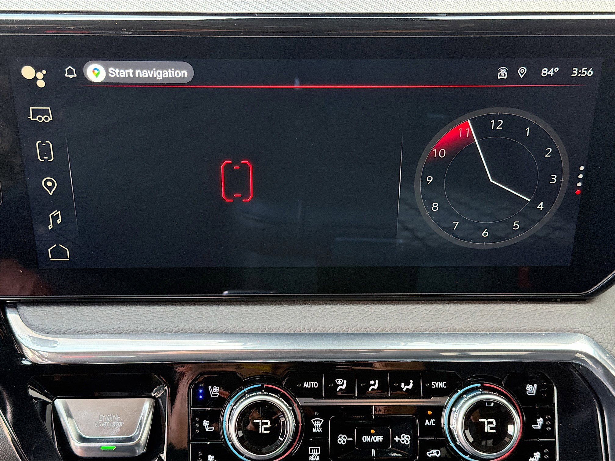 Used 2025 White Frost Tricoat GMC Denali image 31