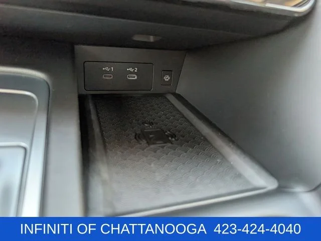 Certified Used 2026 Green INFINITI LUXE image 20