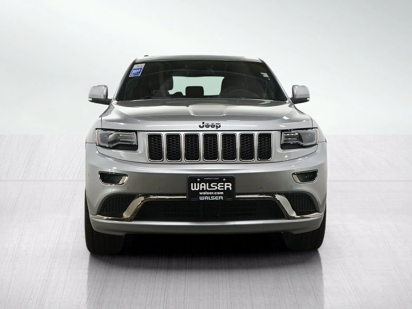 Used 2015 Billet Silver Metallic Clearcoat Jeep High Altitude image 8