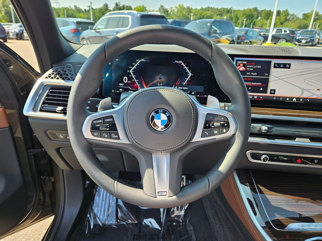 Used 2026 Manhattan Green Metallic BMW xDrive40i image 29