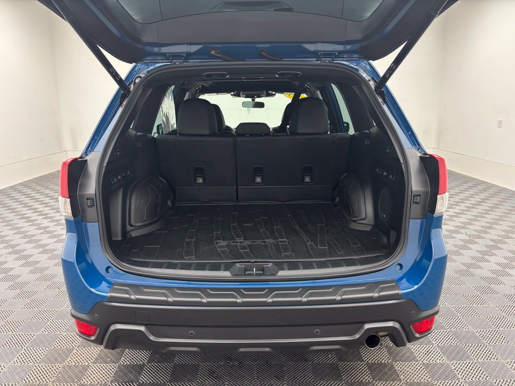 Used 2023 Blue Subaru Wilderness image 10