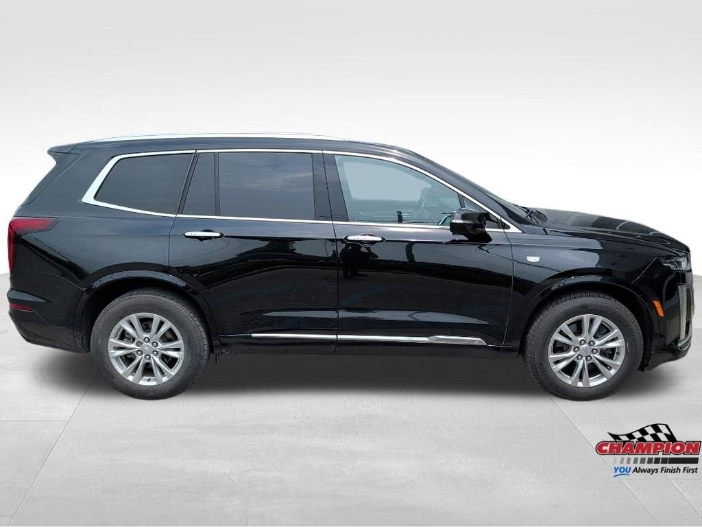 Used 2023 Black Cadillac Luxury image 6
