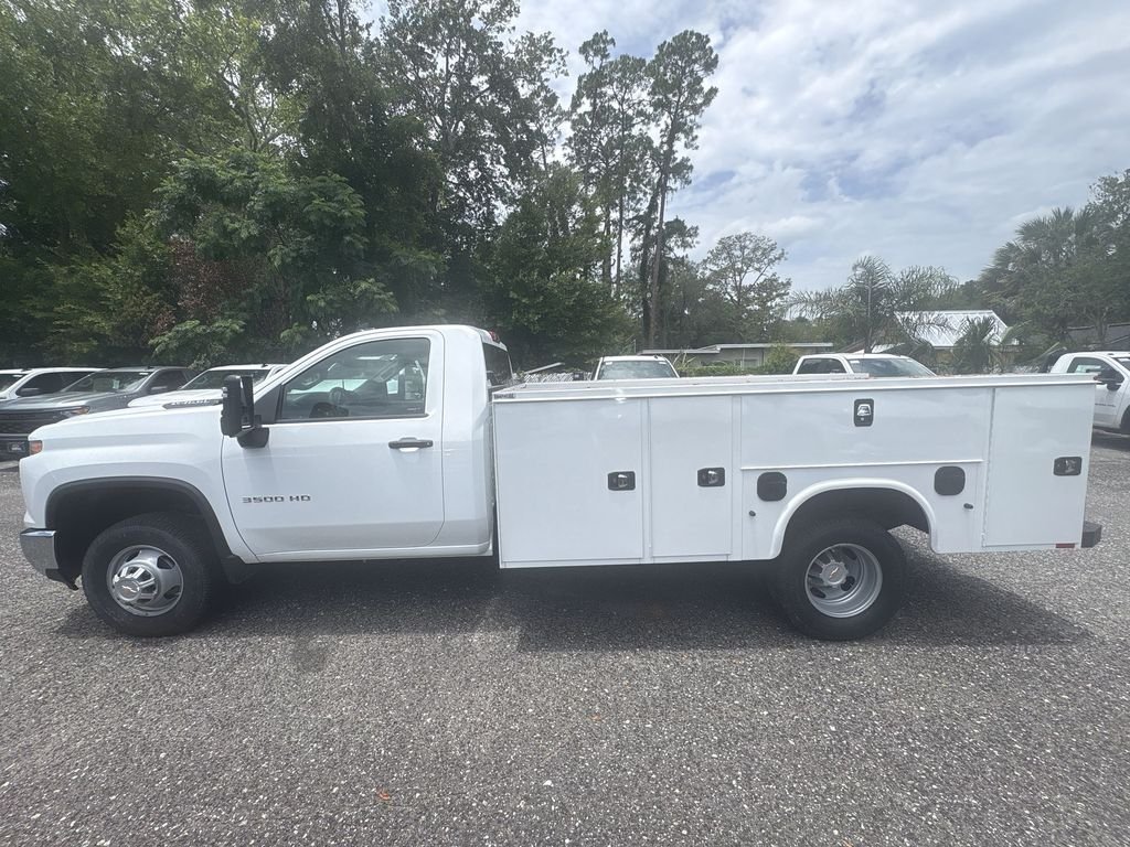 New 2026 Summit White Chevrolet Work Truck image 12