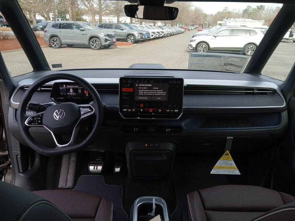 2025 Volkswagen ID. Buzz PRO S - Photo 12