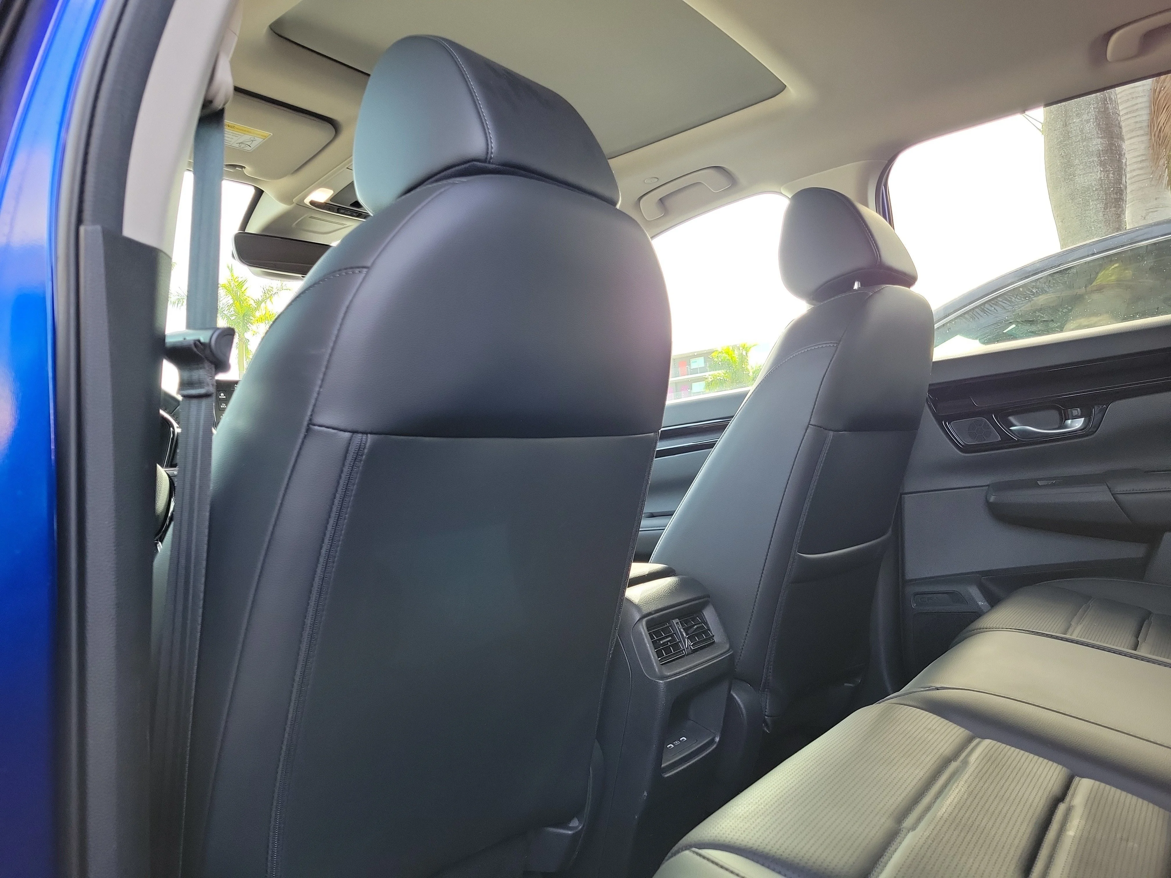 Used 2024 Blue Honda EX-L image 12