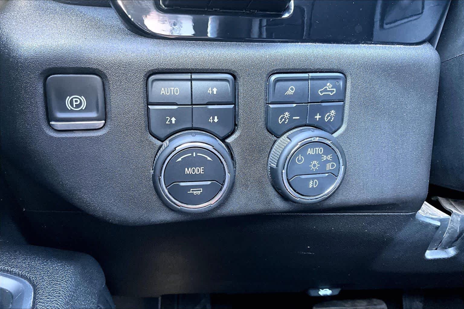 Used 2025 Black Chevrolet LTZ image 29