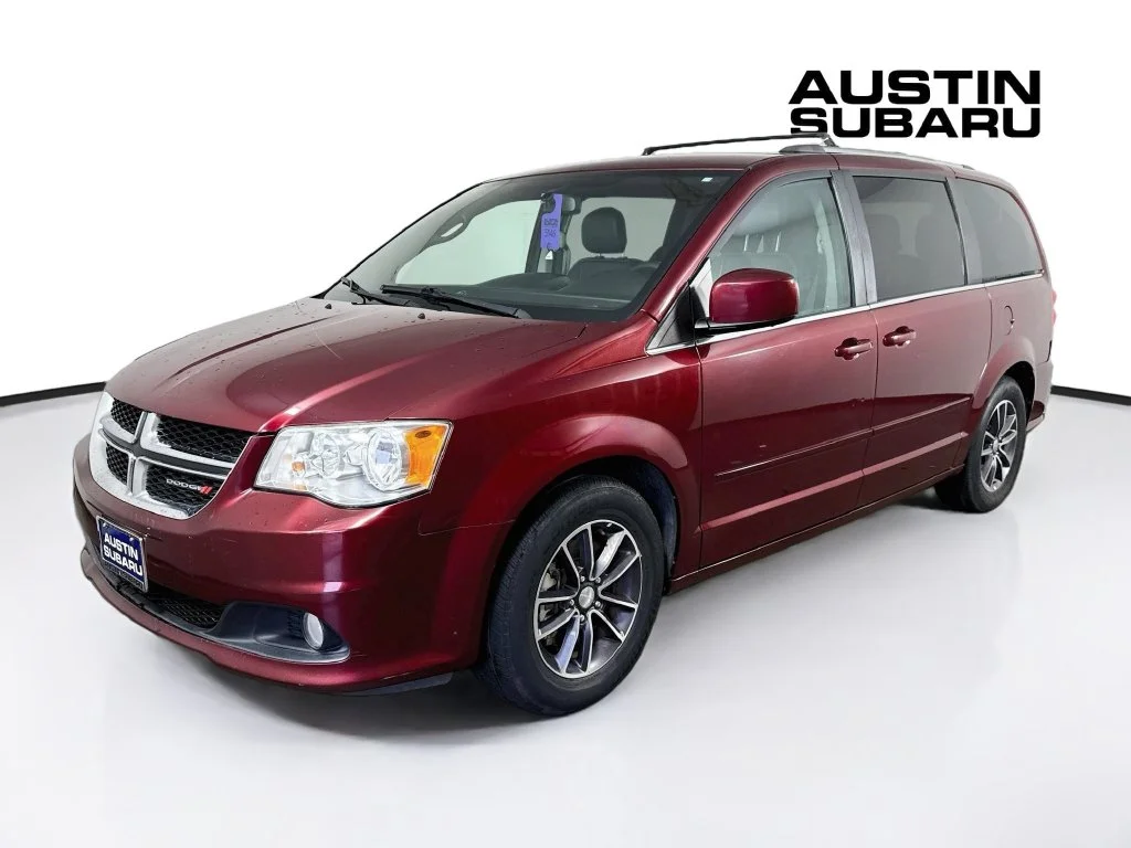 Used 2017 Red Dodge SXT image 3