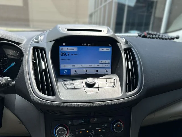 Used 2018 Gold Ford SEL image 17