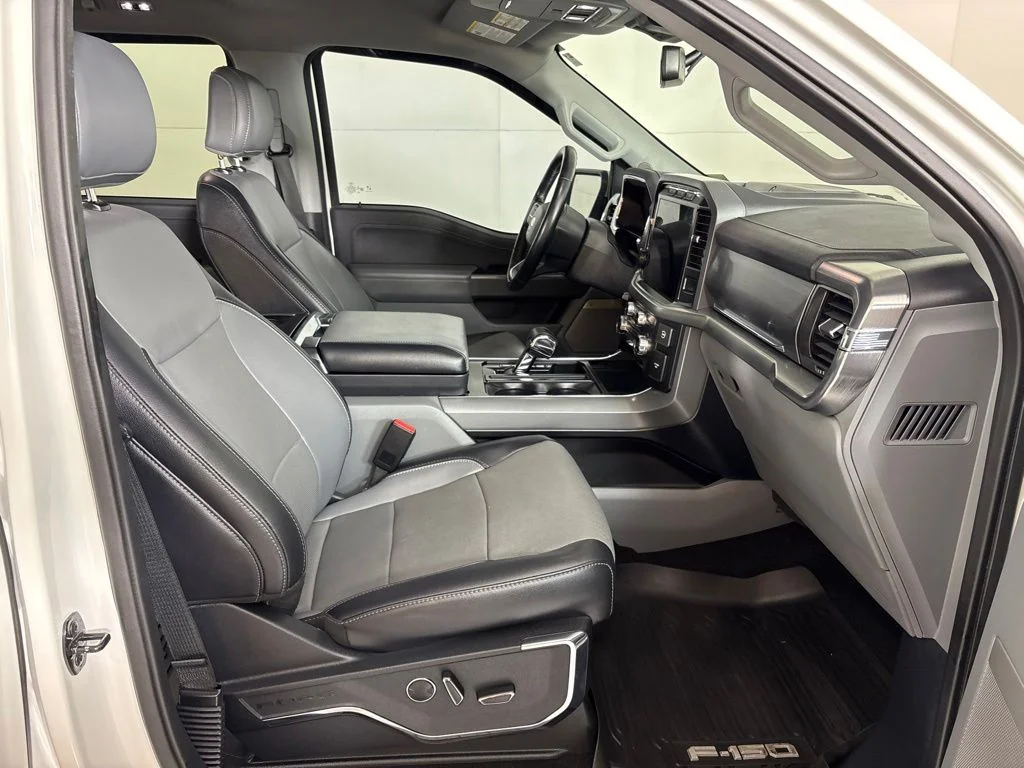 Used 2021 Black Ford Lariat image 19
