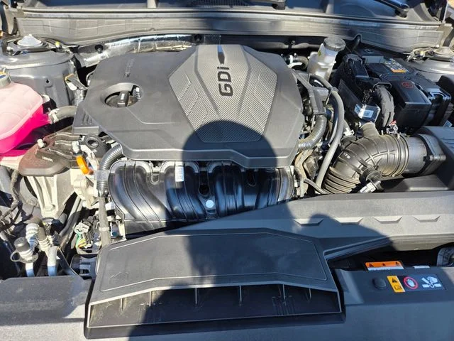 Used 2025 Gray Hyundai SEL image 21
