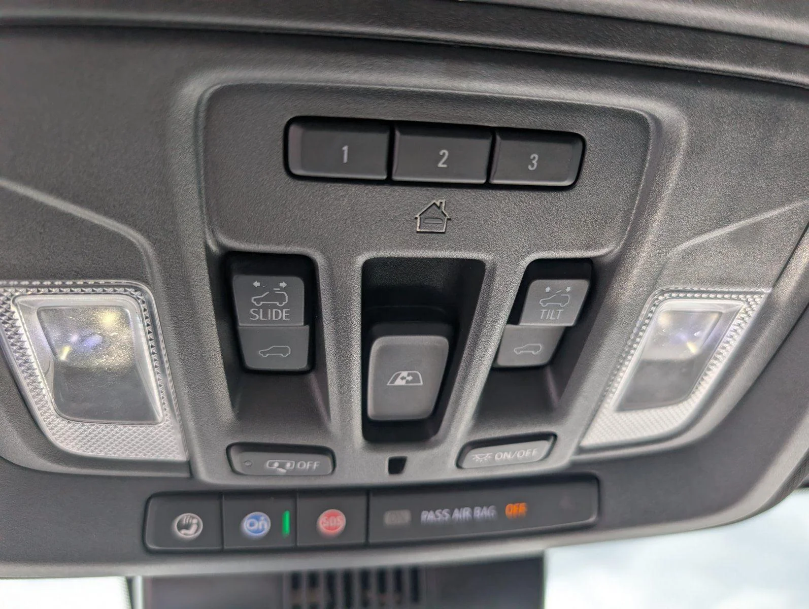 Used 2024 Black Chevrolet High Country image 16