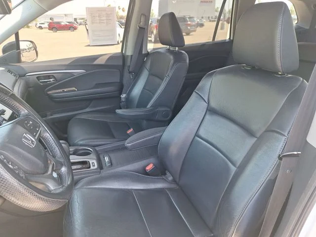 Used 2019 White Honda EX-L image 9