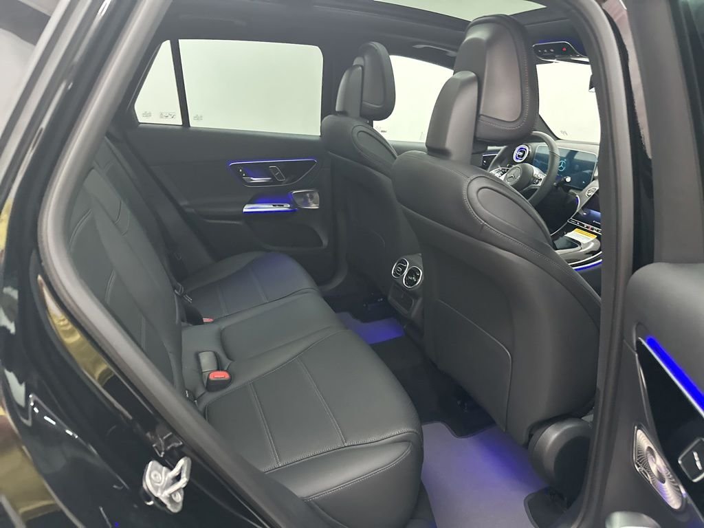 New 2026 Black Mercedes-Benz GLC 300 image 25