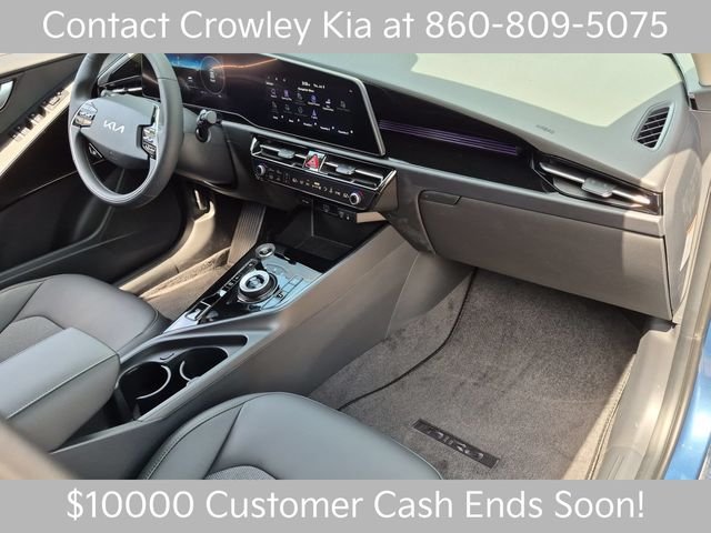 New 2026 Mineral Blue Kia WIND image 26