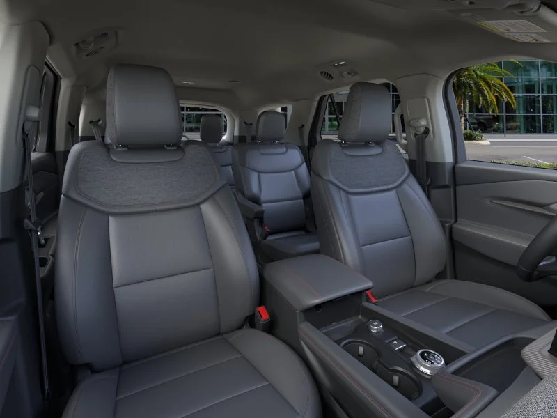 New 2026 Space White Metallic Ford Active image 33