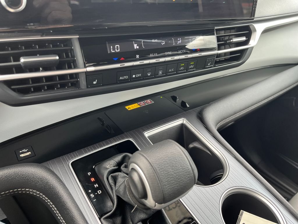 Used 2025 Green Toyota XLE image 19