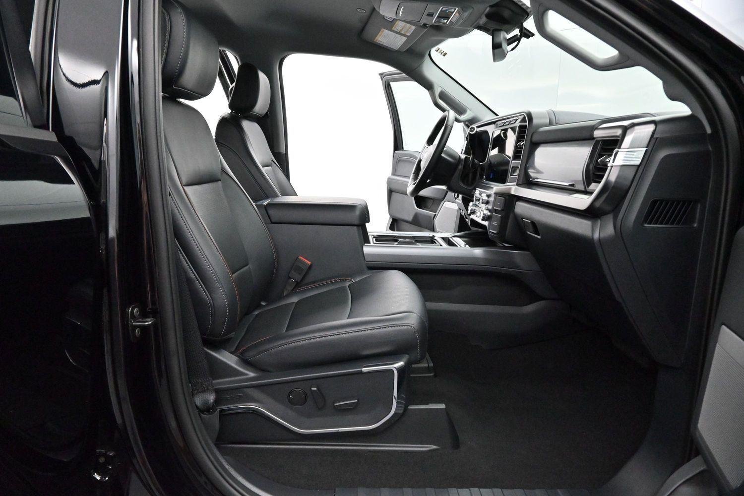 Used 2024 Agate Black Ford LARIAT image 30