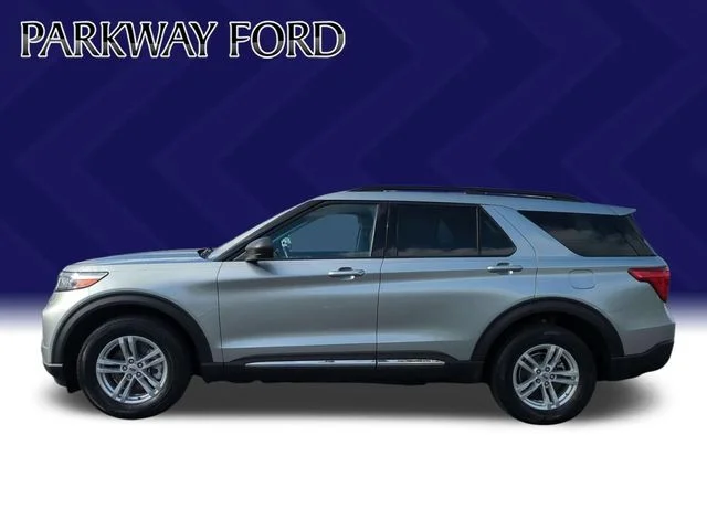 Used 2024 Silver Ford XLT image 2