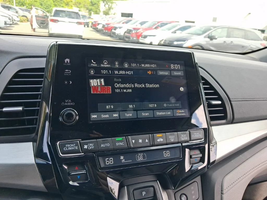 Used 2020 Gray Honda EX-L image 26