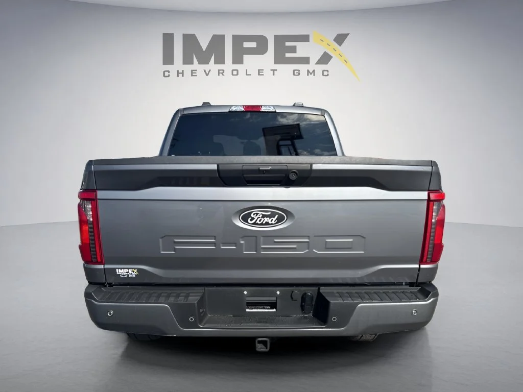 Used 2024 Gray Ford XLT image 4