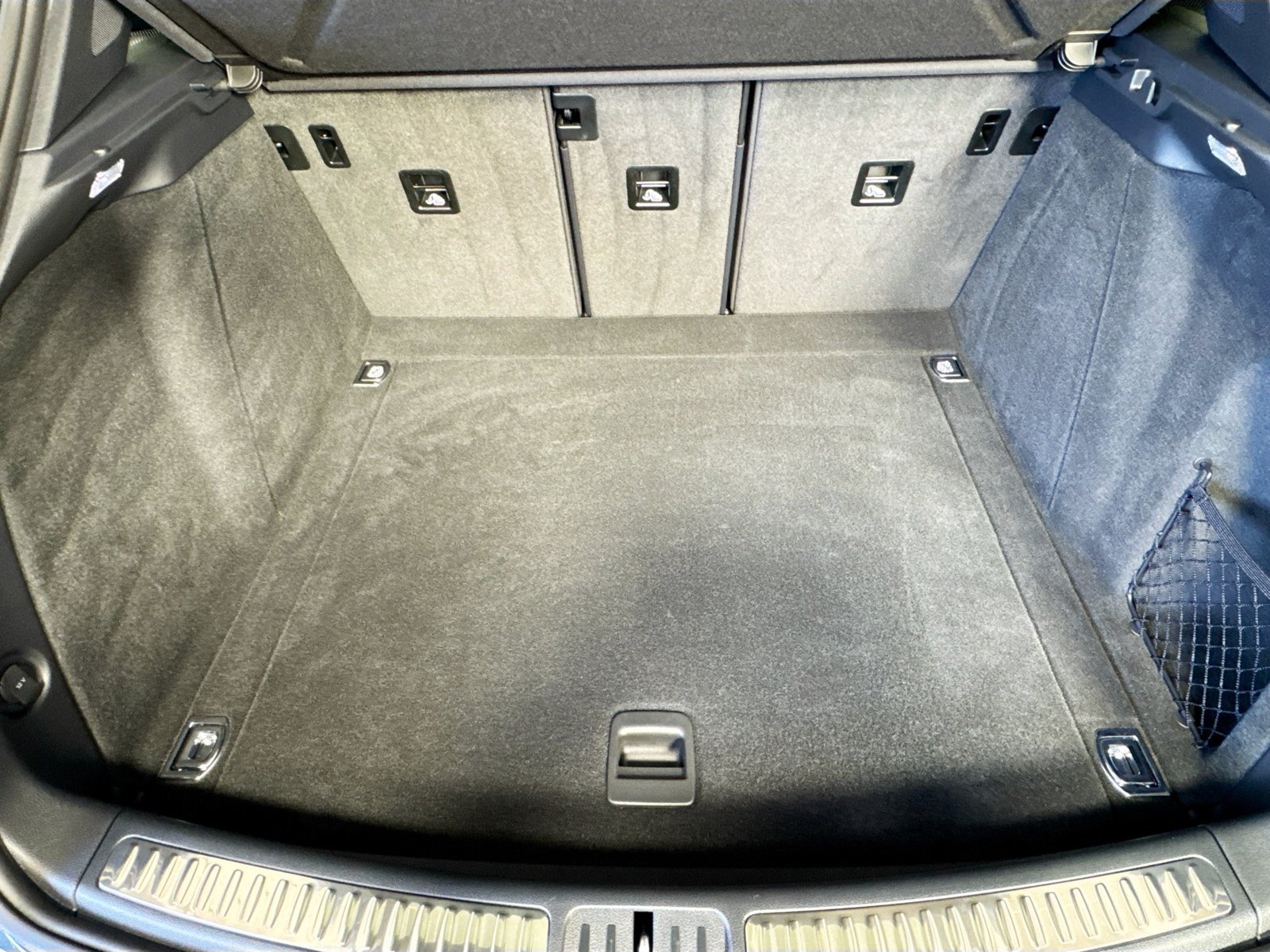 Used 2026 Volcano Grey Metallic Porsche  image 23