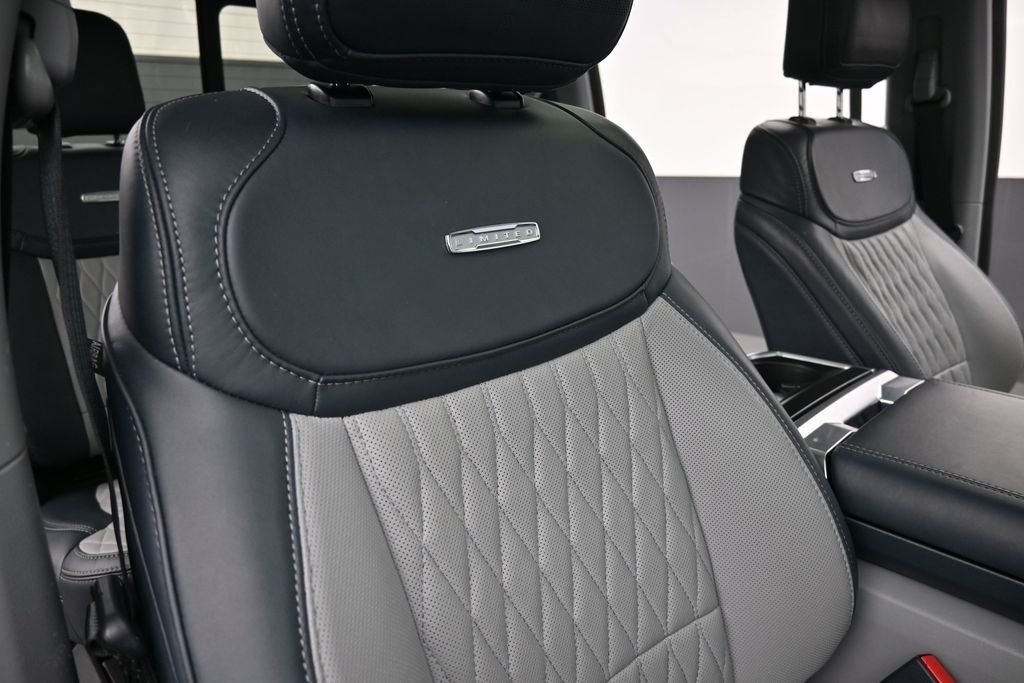 Used 2023 Black Ford Limited image 24