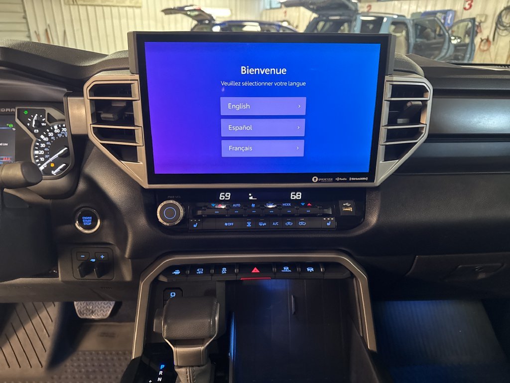 Used 2024  Toyota SR5 image 18