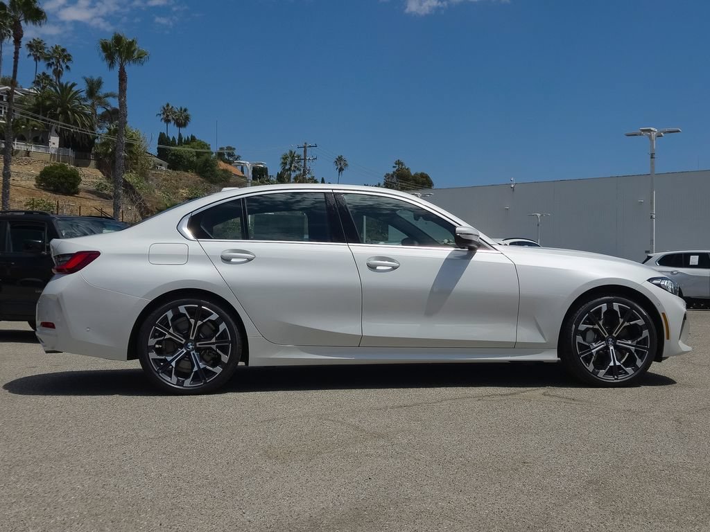 New 2026 Mineral White Metallic BMW 330i image 3