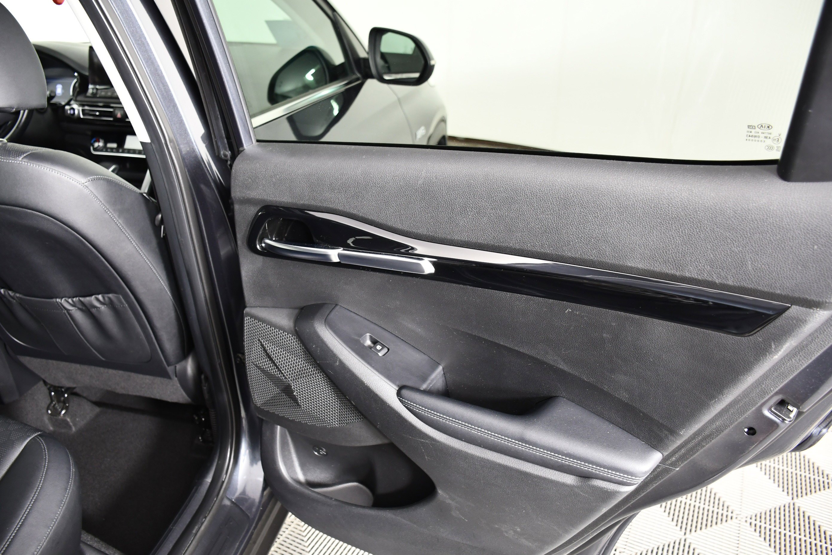 Used 2021 Gravity Gray Kia SX image 43