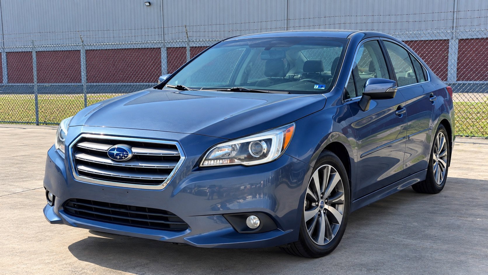 Used 2015 Blue Subaru 2.5i image 1