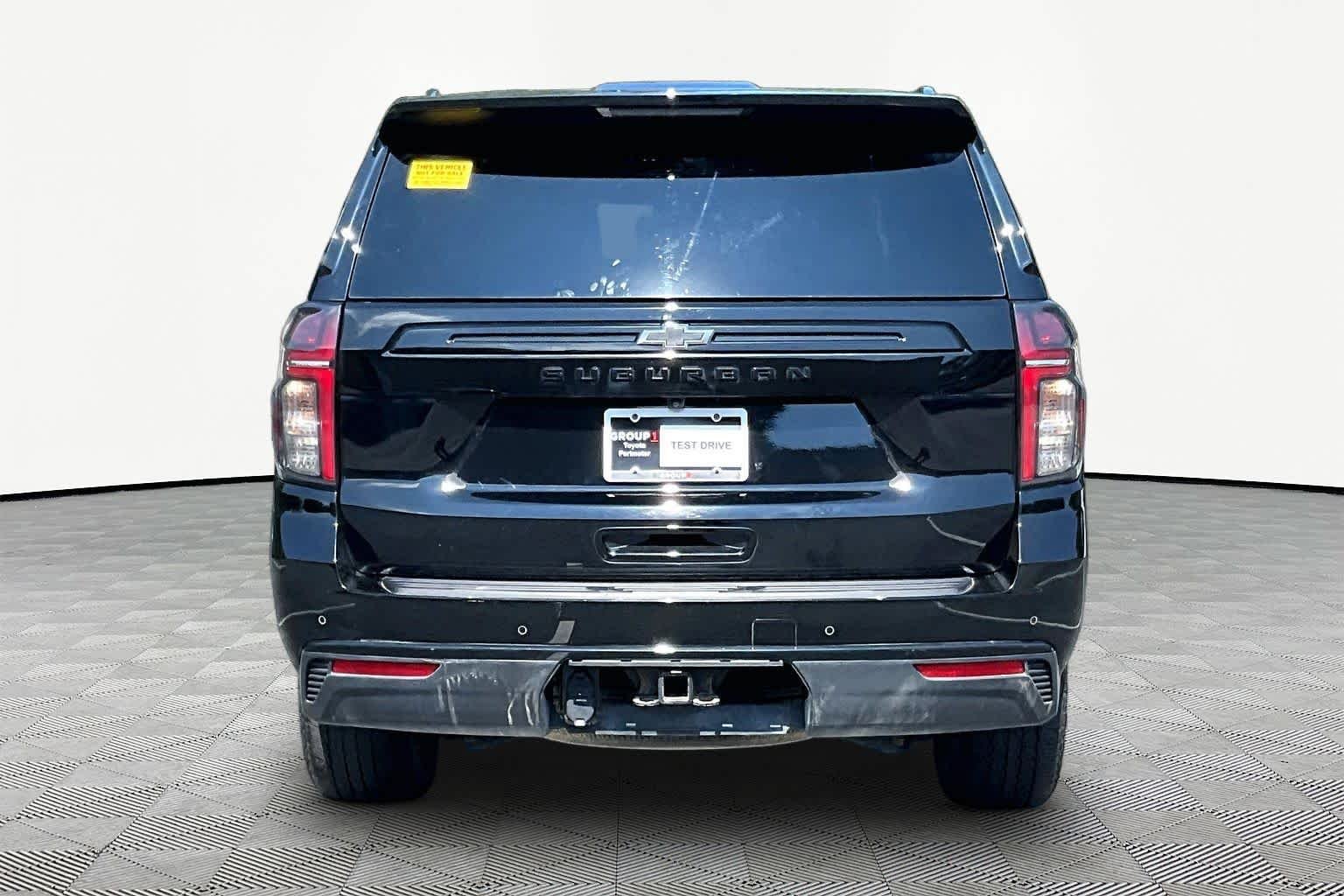Used 2023 Black Chevrolet Z71 image 5