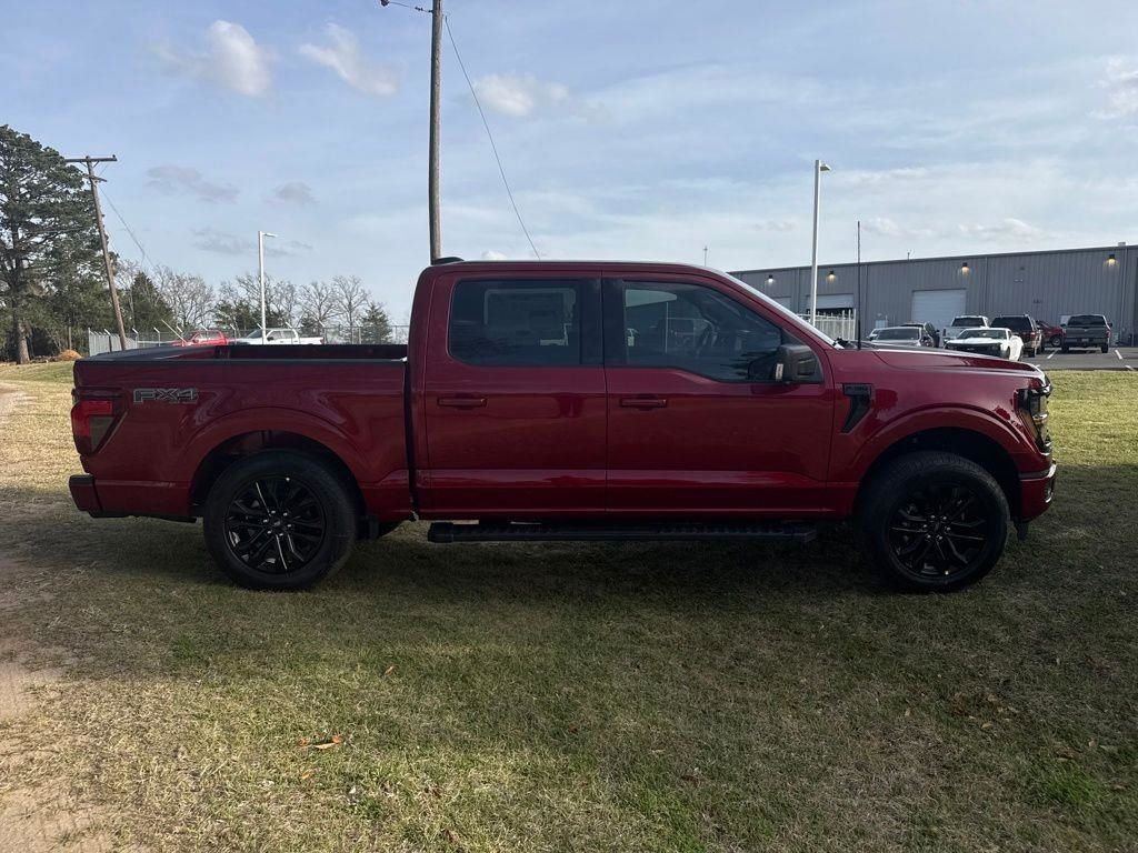 New 2026 Ruby Red Metallic Tinted Clearcoat Ford XLT image 10