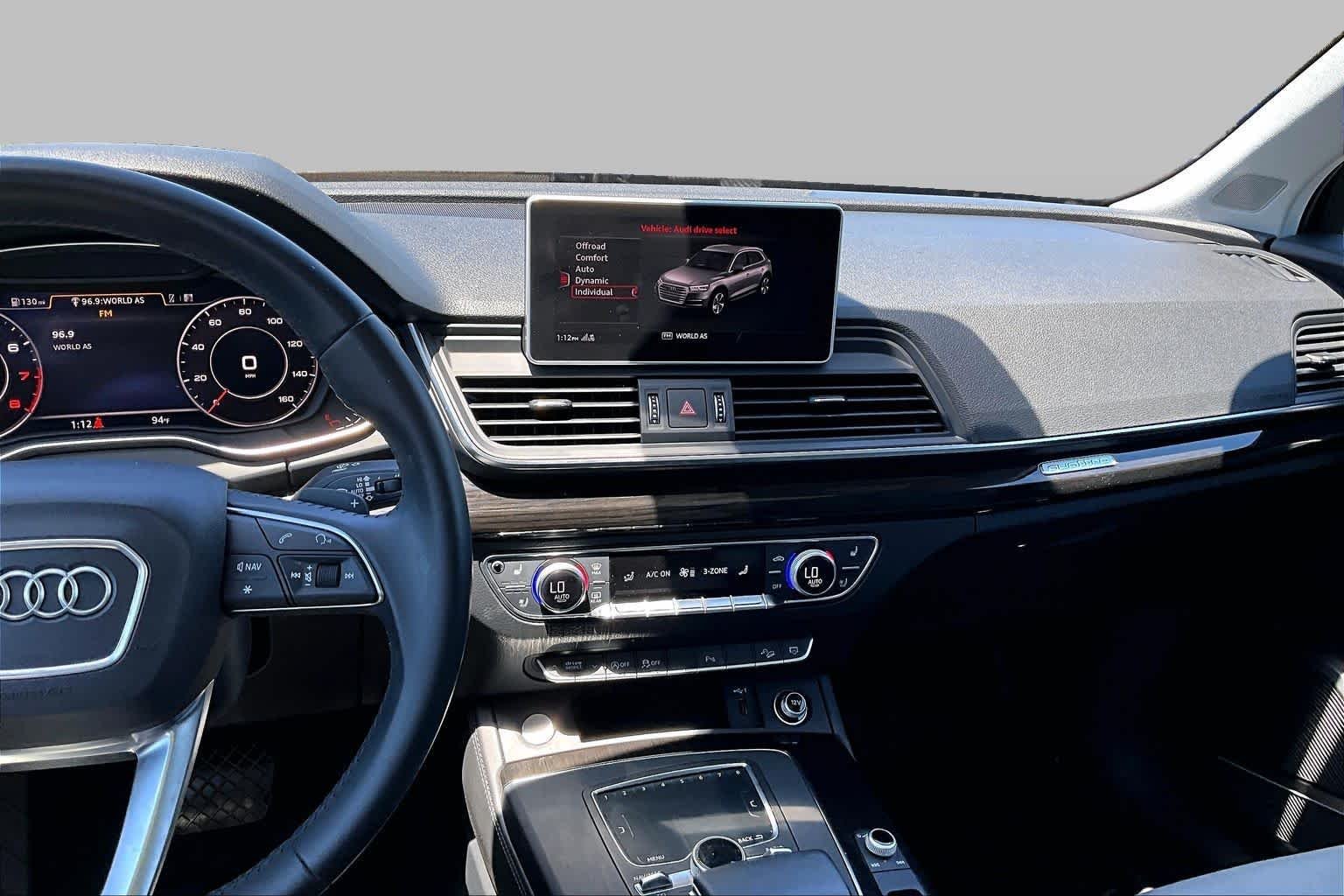 Used 2018 Azores Green Metallic Audi Prestige image 6