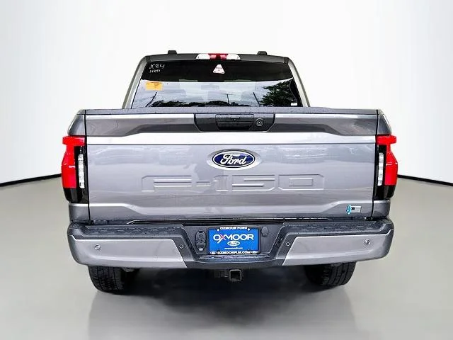 2025 Ford F-150 Lightning Flash - Photo 41
