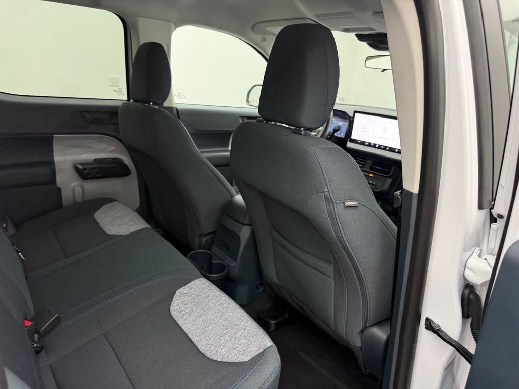 New 2026 White Ford XLT image 39