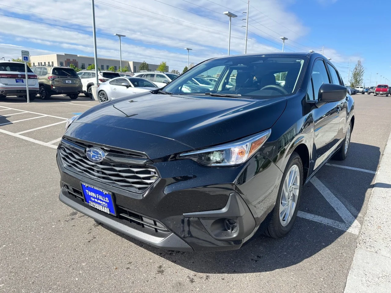 Used 2025 Crystal Black Silica Subaru Base image 3