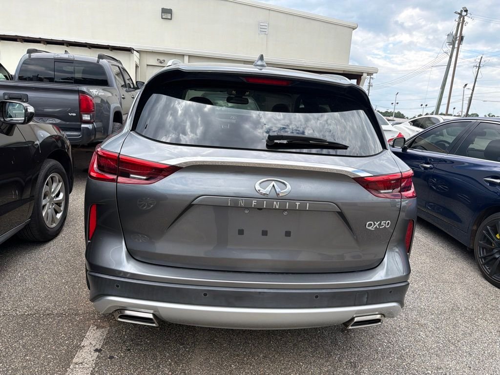 Used 2020 Gray INFINITI LUXE image 9