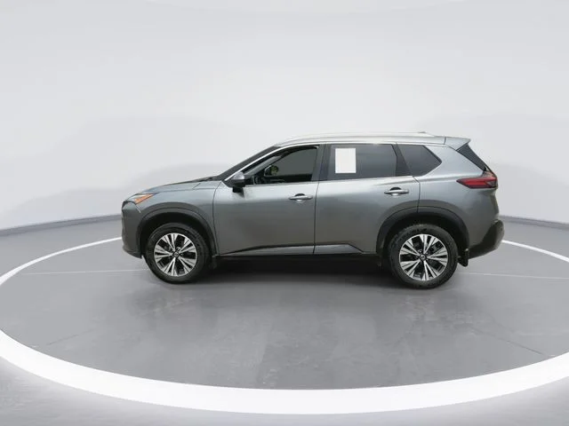 Used 2021 Gray Nissan SV image 6