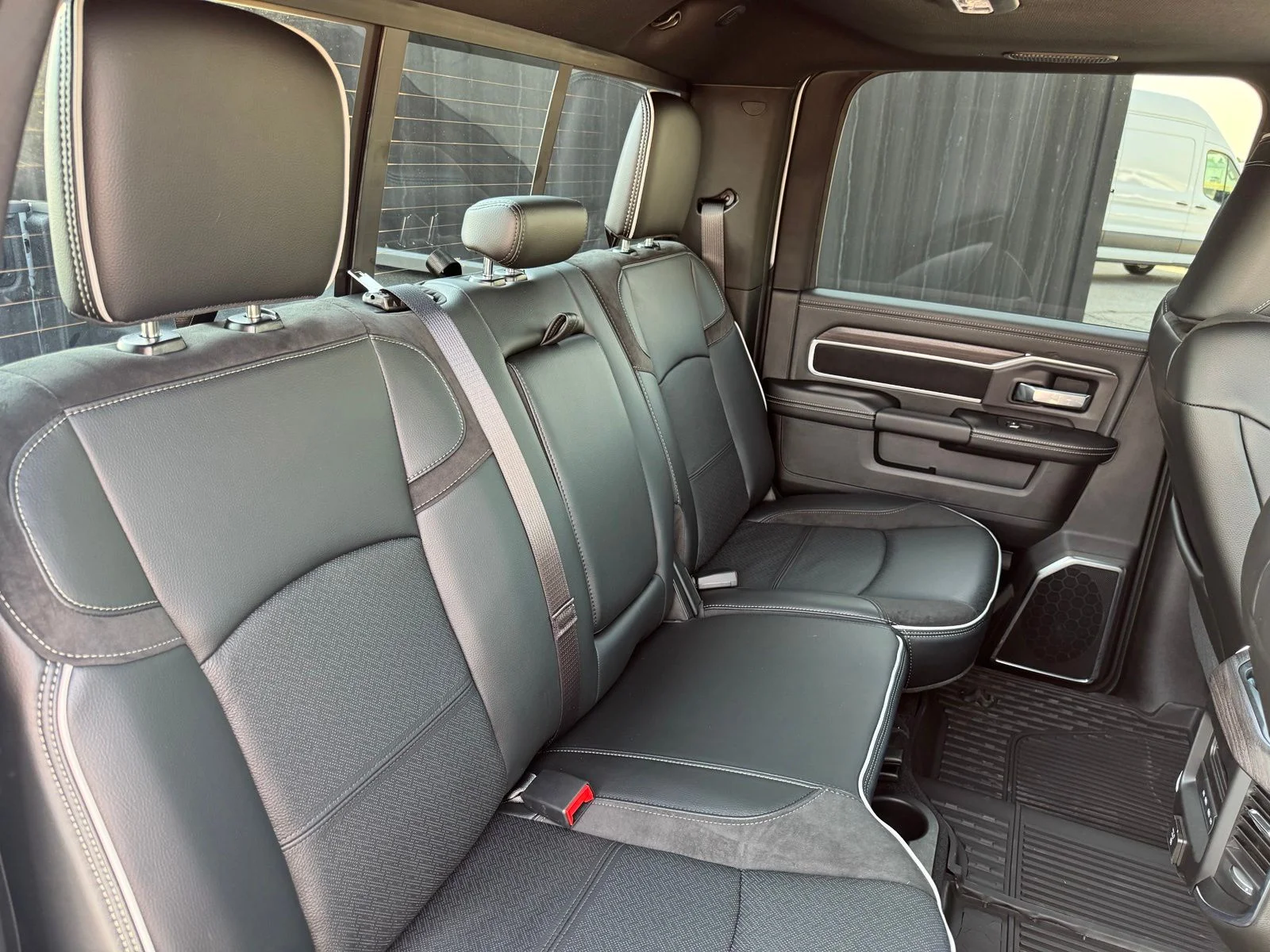 New 2026 Silver-Zynith Exterior Paint RAM Laramie image 40