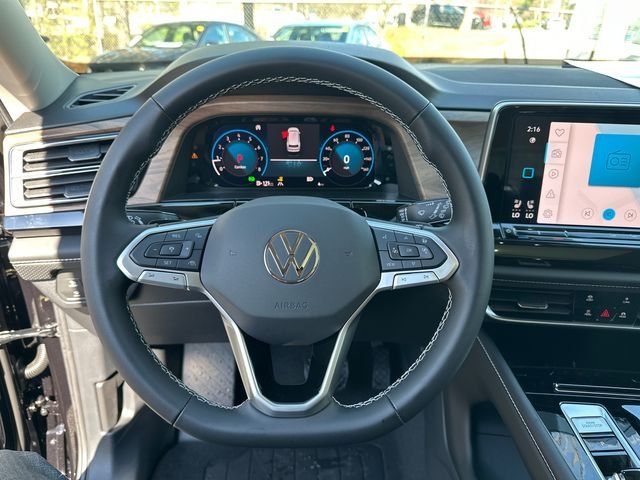 New 2026 Black Volkswagen 2.0T SE w/Technology image 17