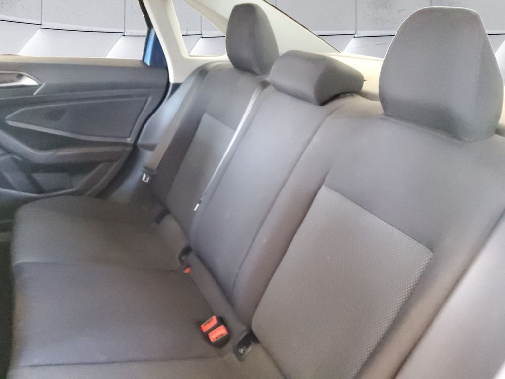Used 2019  Volkswagen 1.4T S image 18
