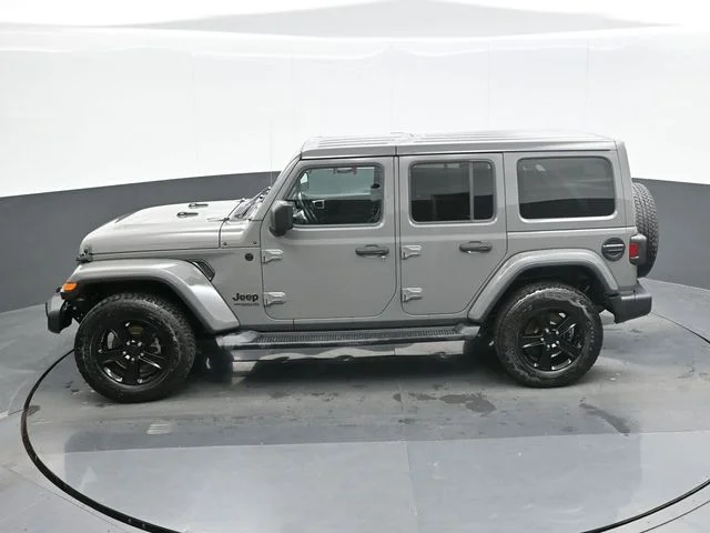 Used 2021 Gray Jeep Unlimited Sahara Altitude image 12