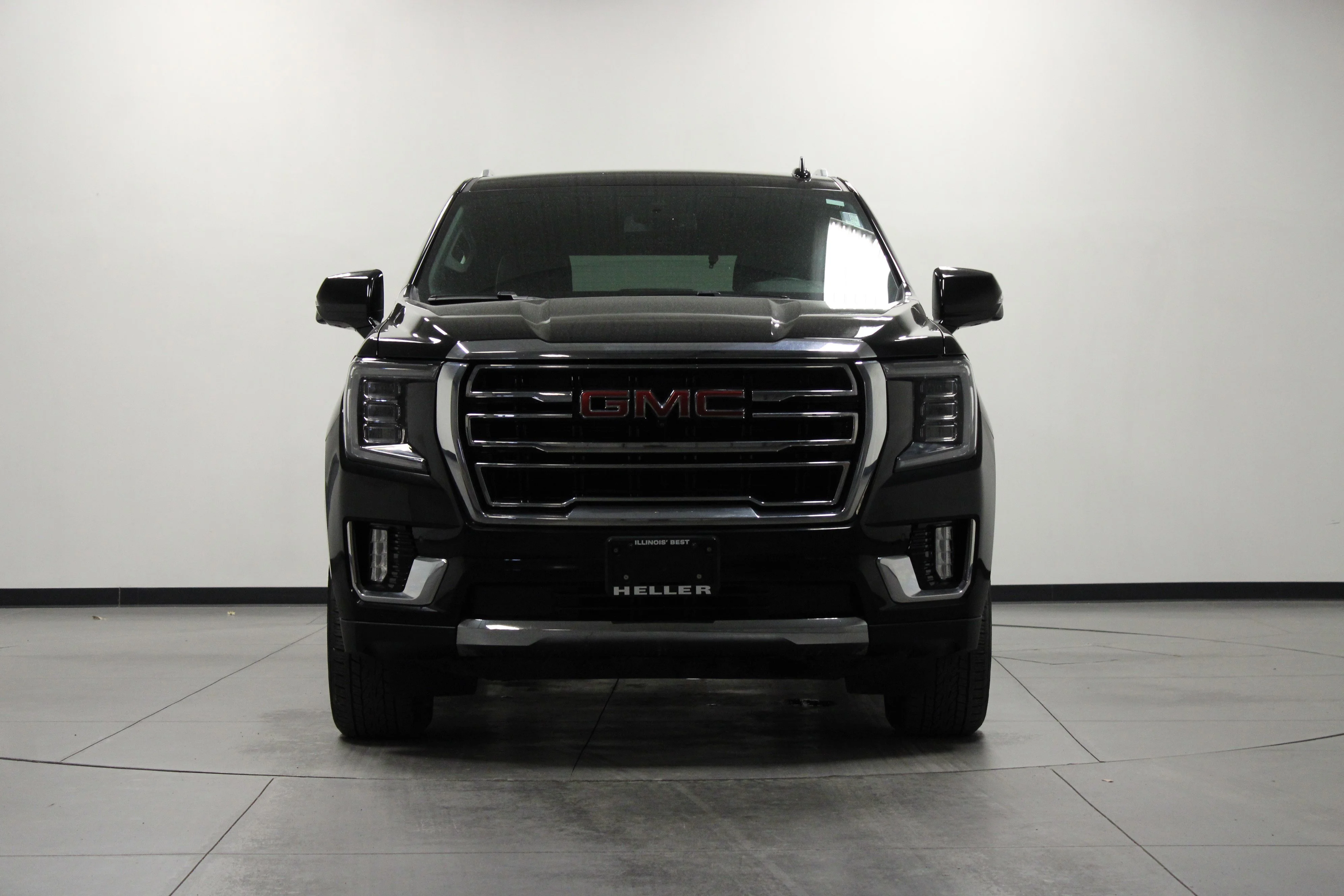 Used 2024 Onyx Black GMC SLT image 9