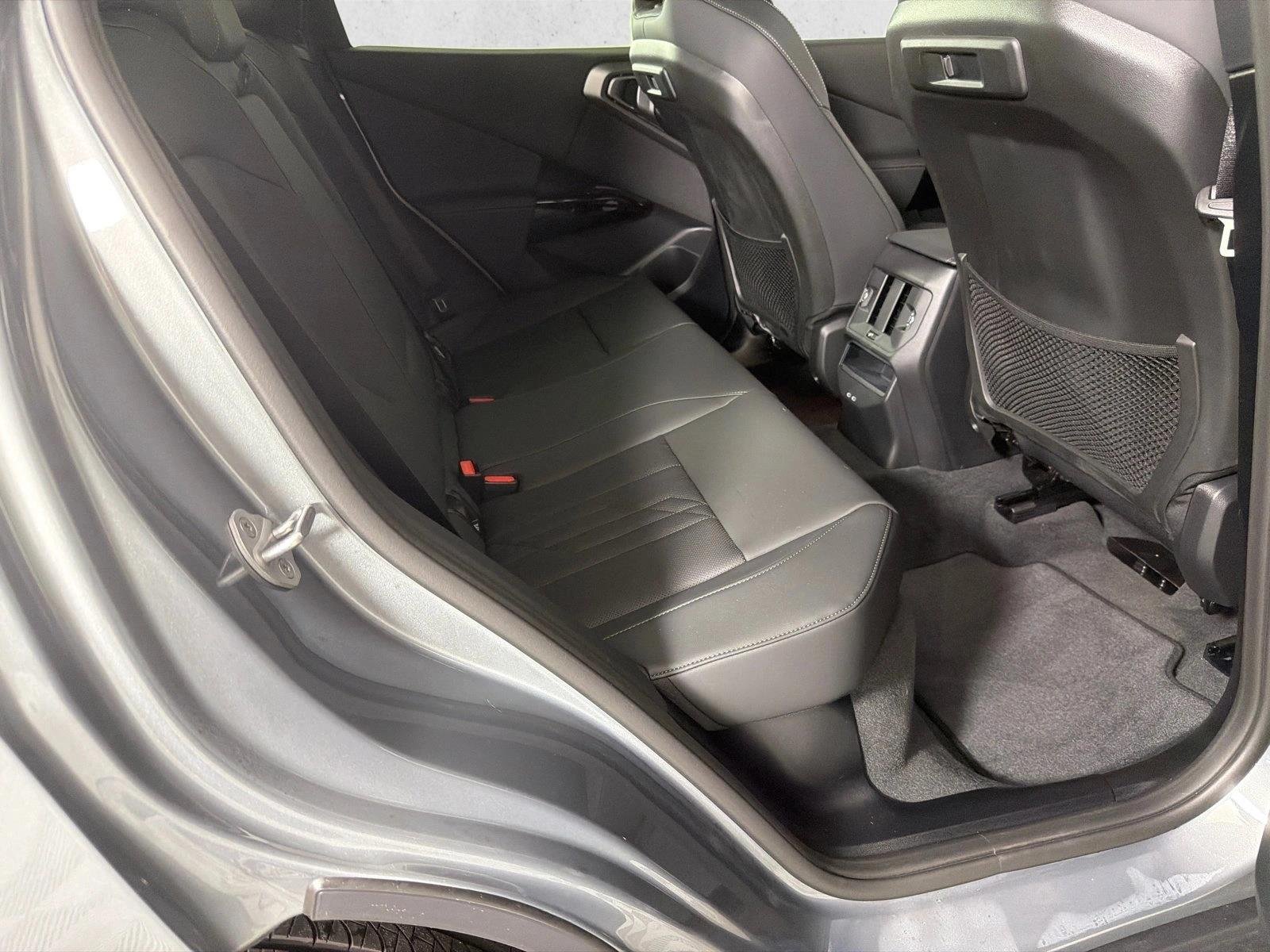 Used 2026 Skyscraper Grey Metallic BMW 30 xDrive image 16