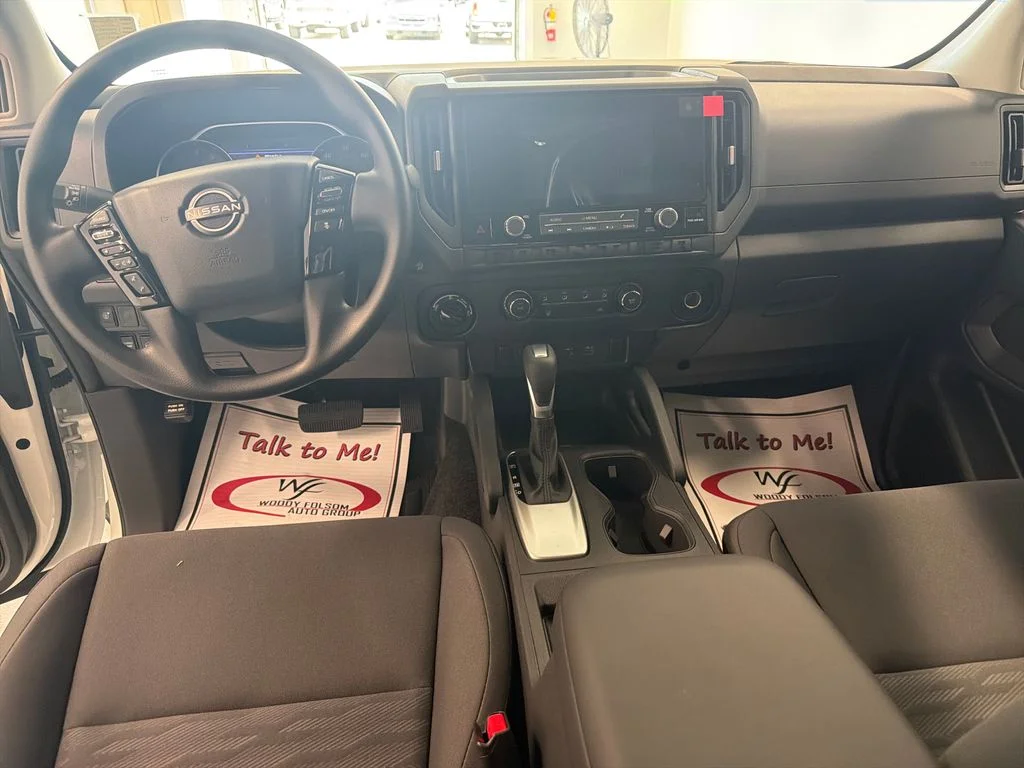 New 2027 Glacier White Nissan Crew Cab S image 13