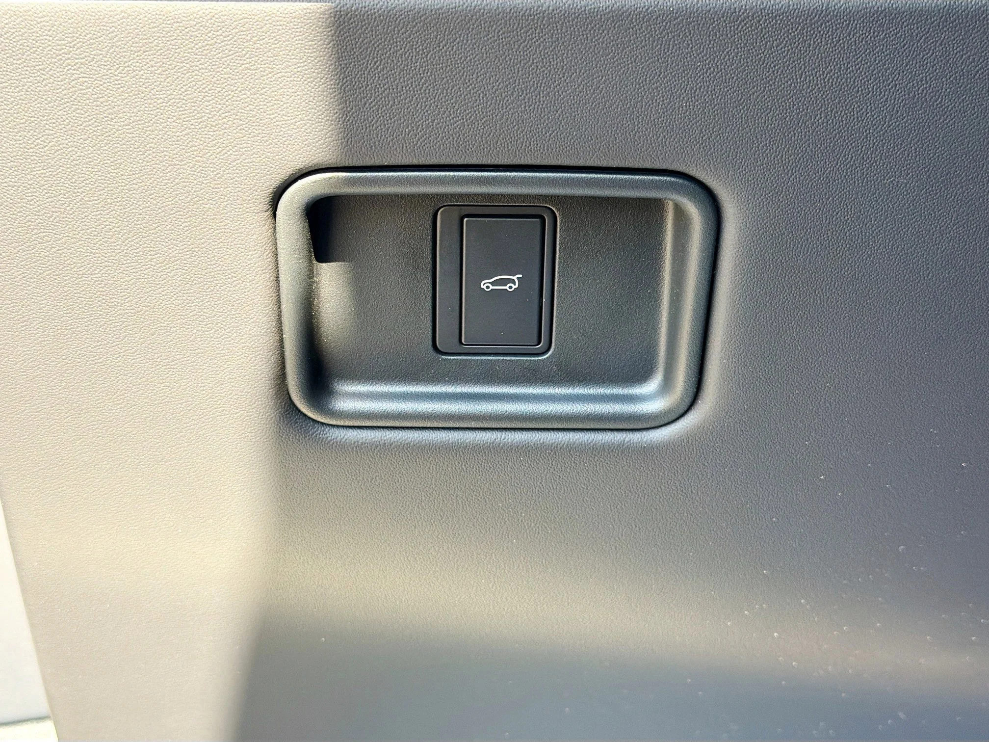 New 2026 Borasco Grey Metallic Land Rover Dynamic SE image 34