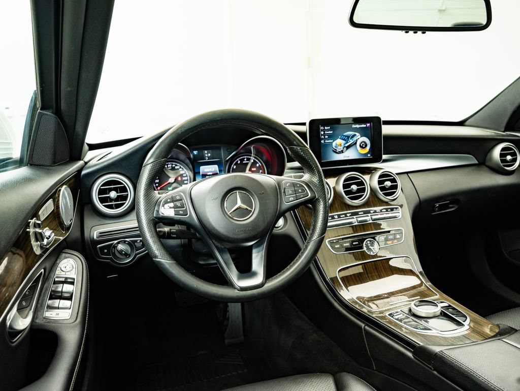 Used 2018 White Mercedes-Benz C 300 image 34