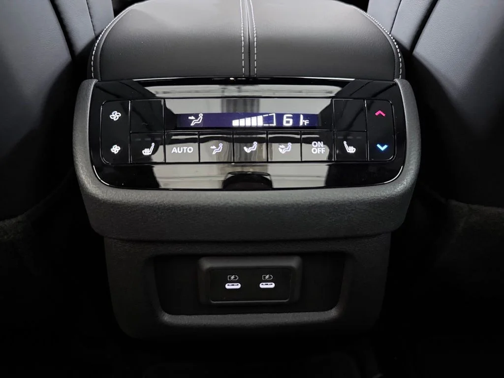 New 2027 2T GRPT SHDW INFINITI Sport AWD image 36